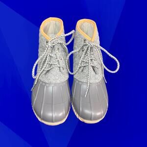 Magellan Gray Duck Boots Size 8